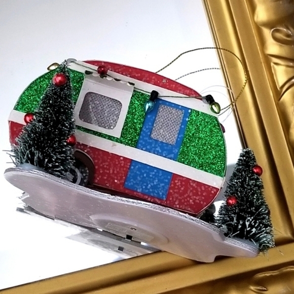 ❗Mid Century Retro Camper Light Up Ornament❗ - Picture 2 of 4